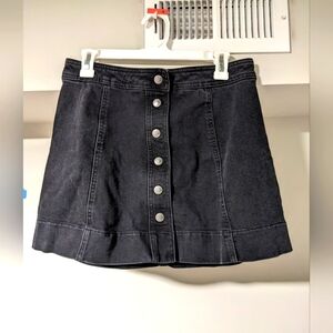 Madewell size 8 black denim skirt EUC